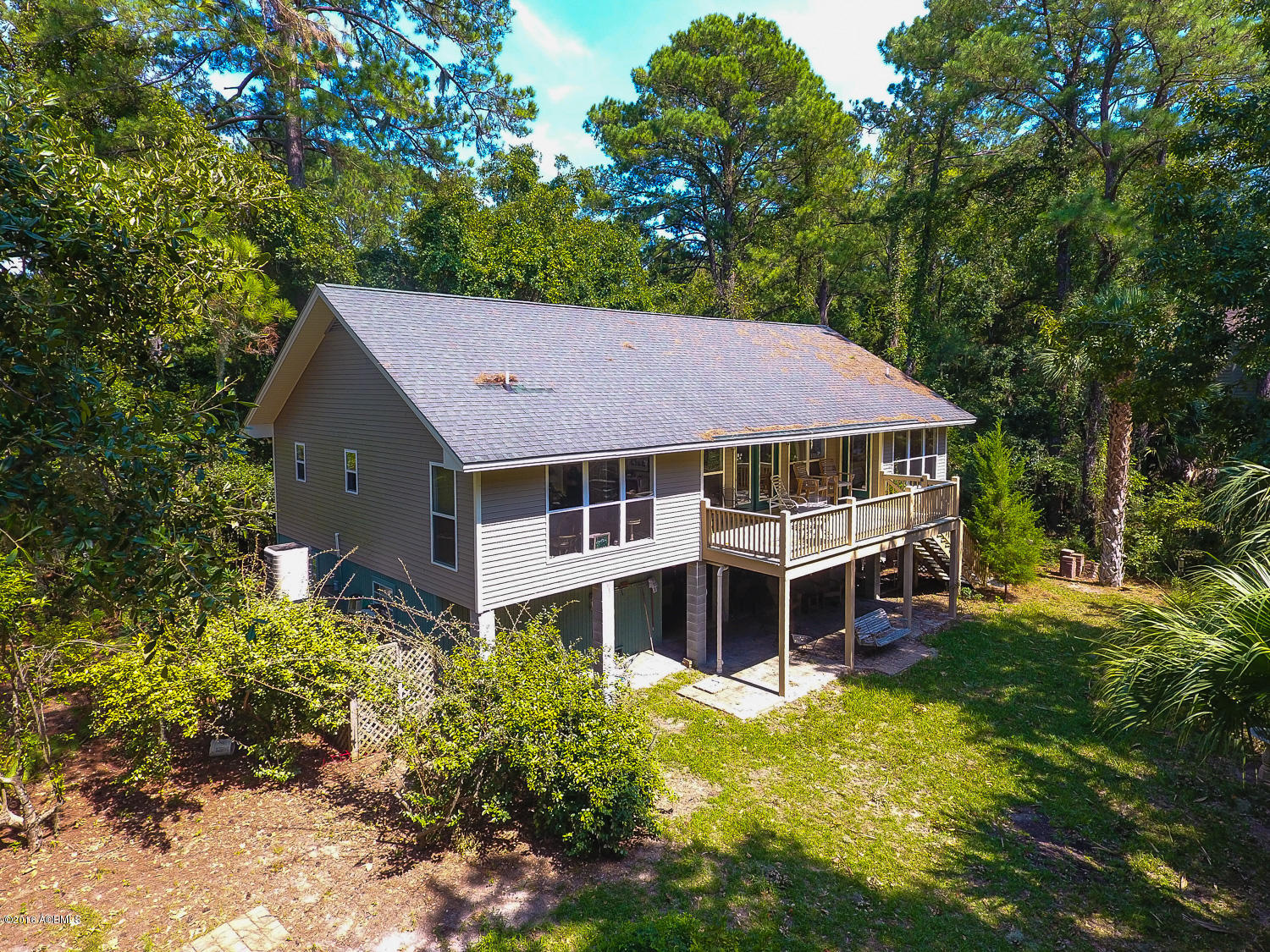 4064 Shell Point Road Beaufort, SC 29906 - Photo 8 of 50 4064 Shell Point-47