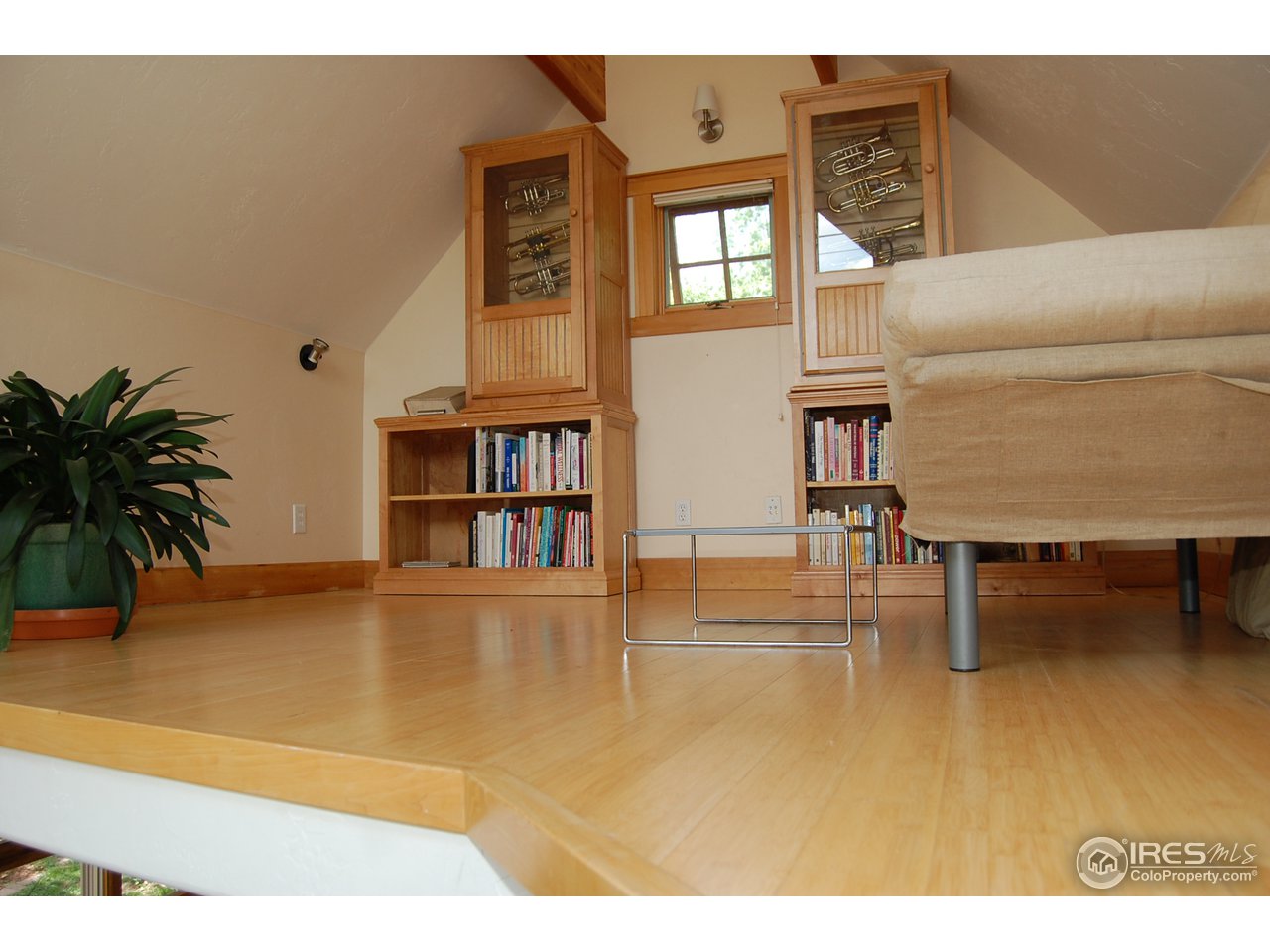 2012 Mapleton Avenue Boulder, CO 80304 - Photo 4 of 14 a view of furniture and hall with wooden floor