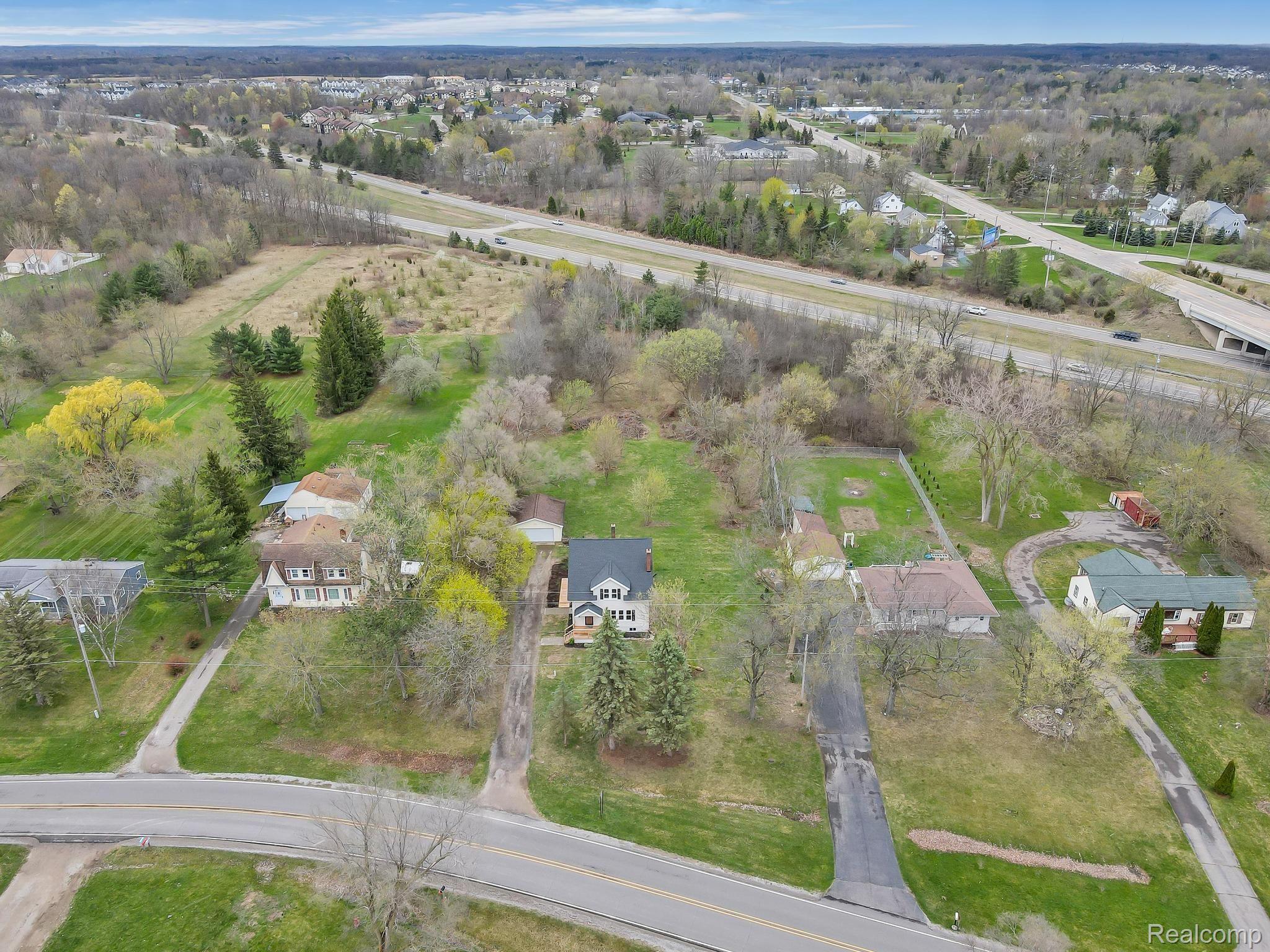 1048 Reid Road Grand Blanc, MI 48439 - Photo 43 of 50 Gallery Image 43