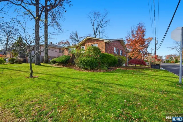 $5,000 | 36 Marjorie Terrace, Englewood Cliffs, NJ 07632