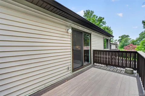 $420,000 | 113 Village Road, Unit C, Yorktown Heights, NY 10598