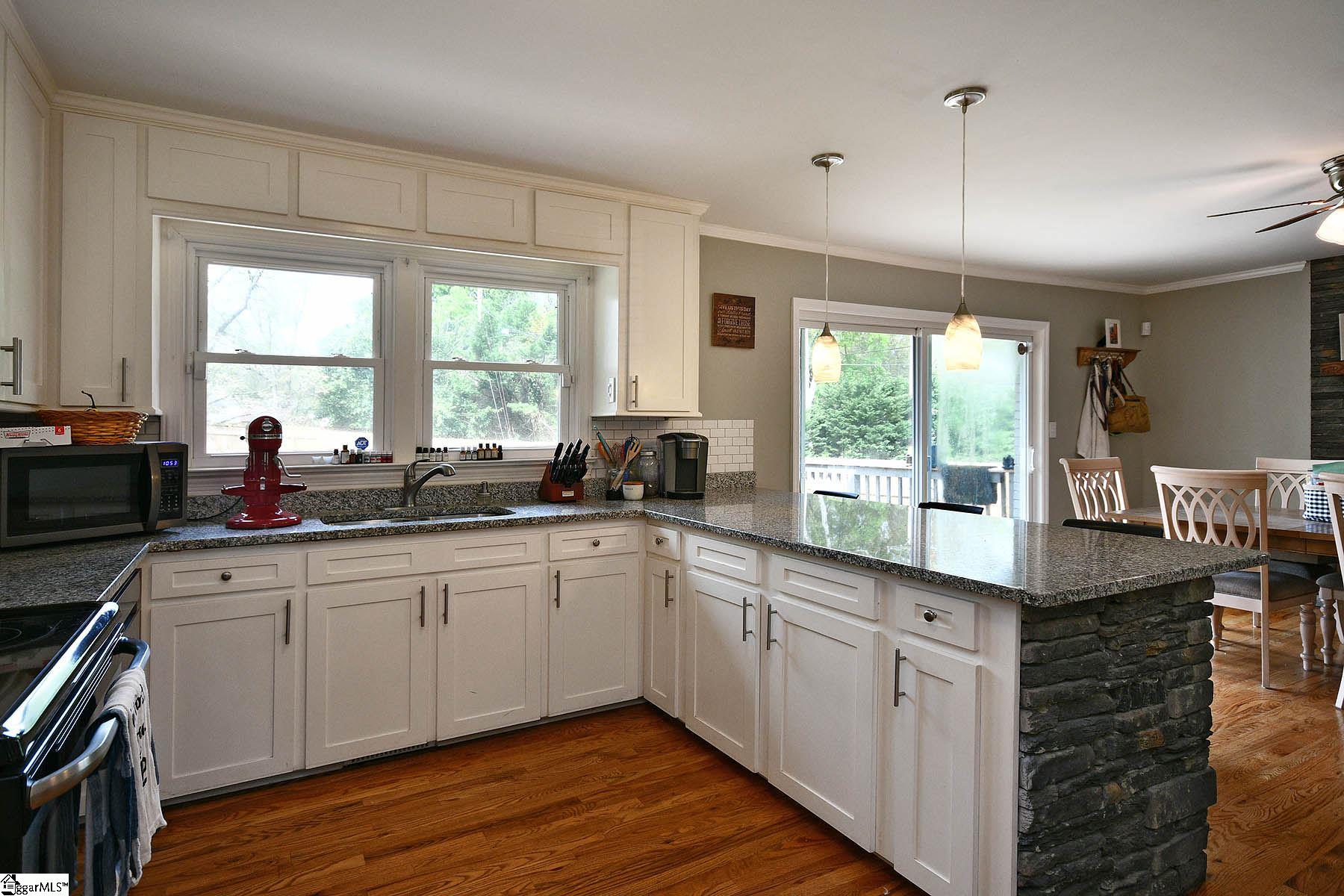 703 Concord Avenue Anderson, SC 29621 - Photo 6 of 36 Gallery Image 6