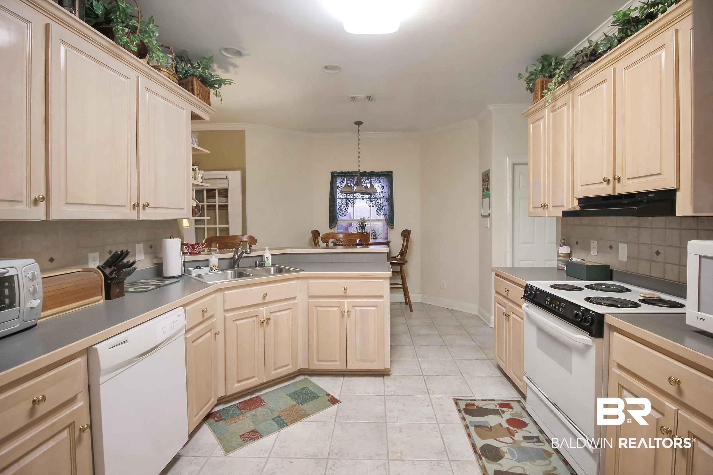 1601 North Pine Street Foley, AL 36535 - Photo 6 of 23 Kitchen 2