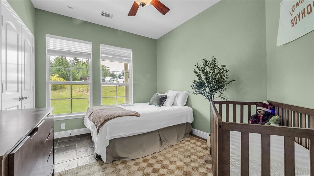 1011 Sister Grove Road Van Alstyne, TX 75495 - Photo 18 of 31 Gallery Image 18