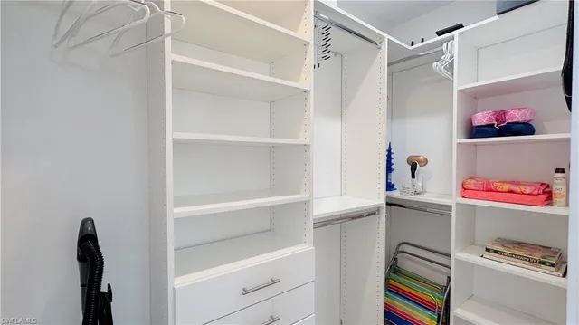 $2,500 | 1308 Rosemary Lane, Naples, FL 34103