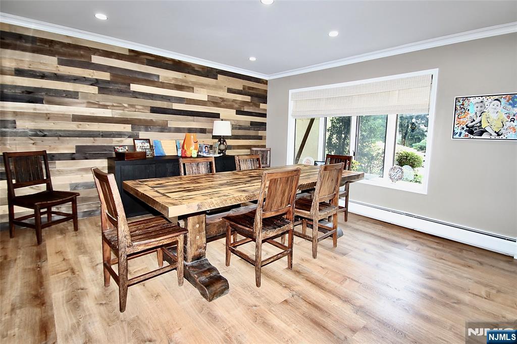 9 Watch Hill Road Mahwah, NJ 07430 - Photo 11 of 38