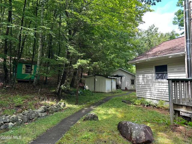 $275,000 | 24 Hollow Haven, Hague, NY 12836