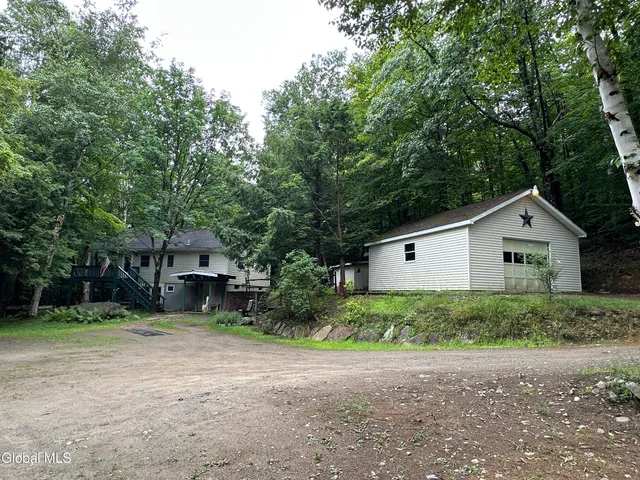 $275,000 | 24 Hollow Haven, Hague, NY 12836