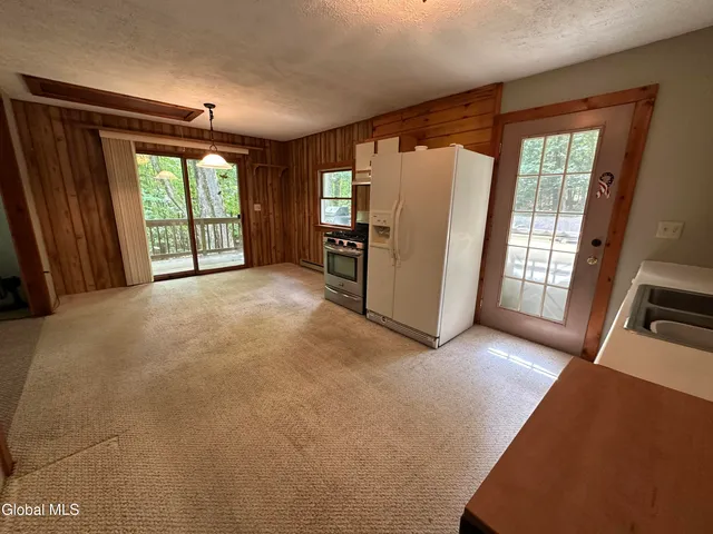 $275,000 | 24 Hollow Haven, Hague, NY 12836