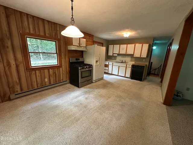 $275,000 | 24 Hollow Haven, Hague, NY 12836