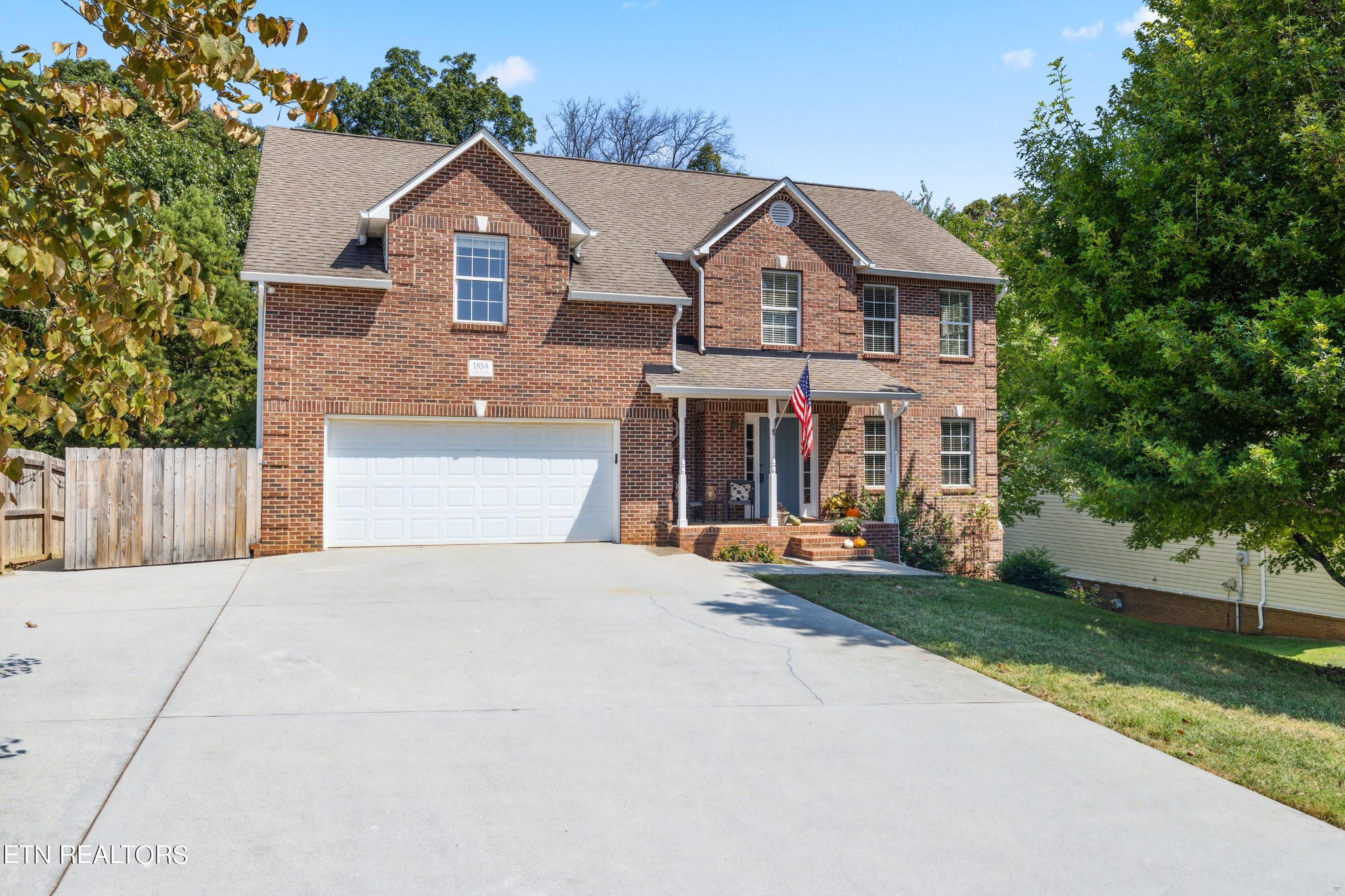 1858 Falling Waters Road Knoxville, TN 37922 - Photo 2 of 47 Gallery Image 2