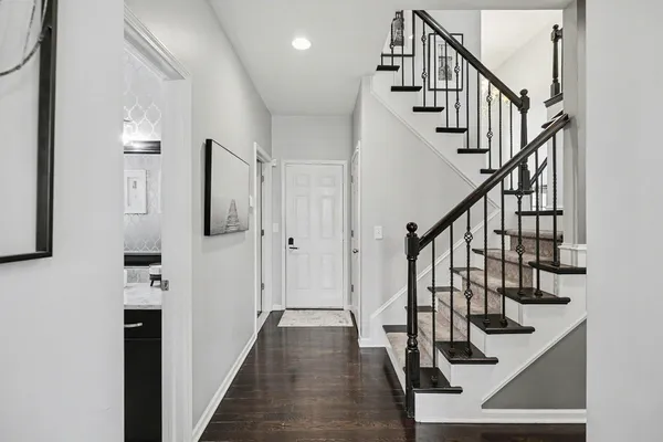 $629,000 | 6714 Haymarket, Utica, MI 48317