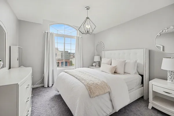 $629,000 | 6714 Haymarket, Utica, MI 48317