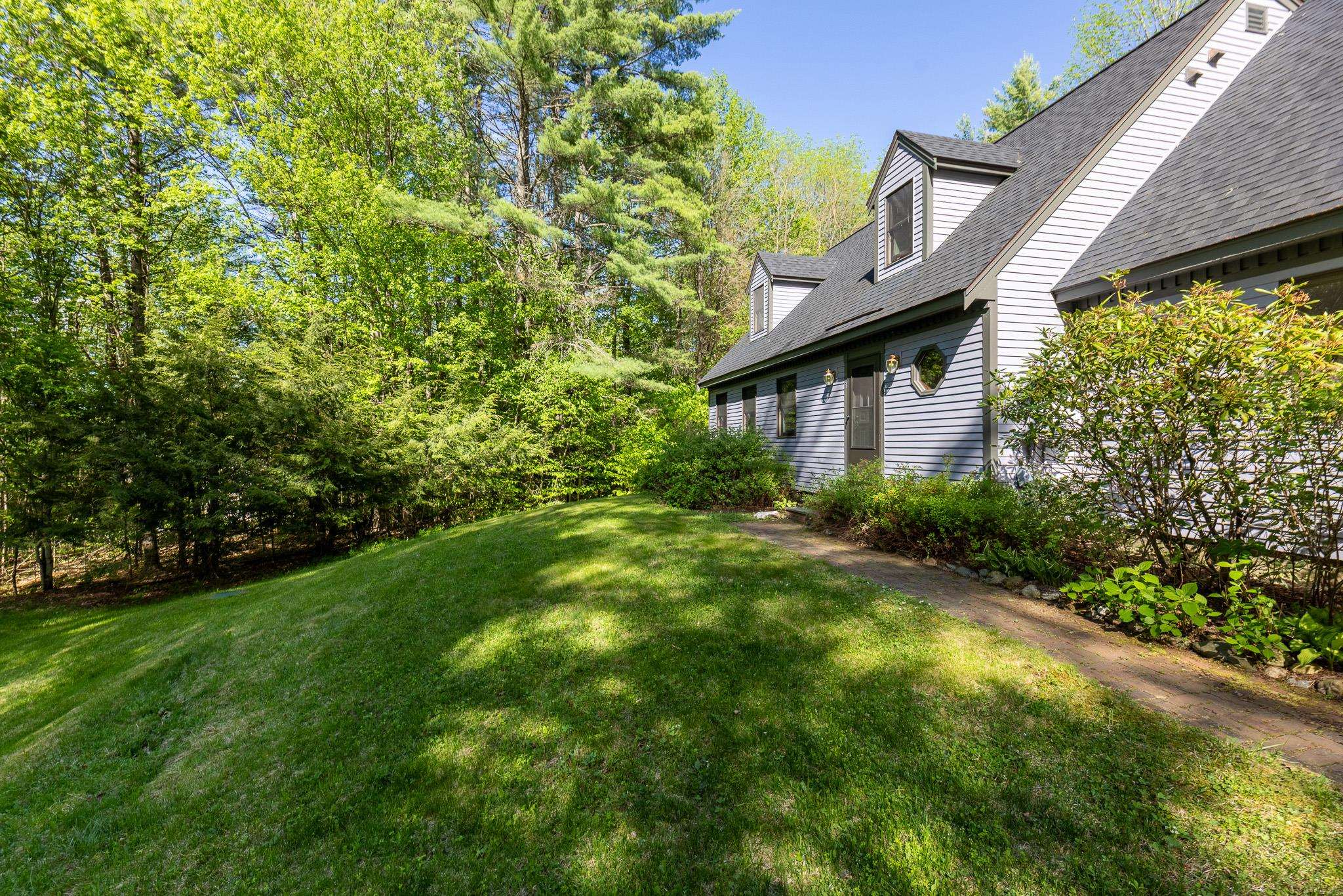 2 Carriage Lane Hanover, NH 03755 - Photo 3 of 27