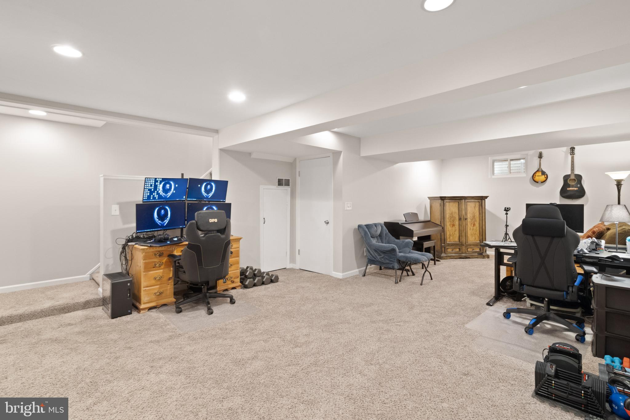 8573 Tyrolean Way Springfield, VA 22153 - Photo 28 of 32 a view of workspace with gym equipment