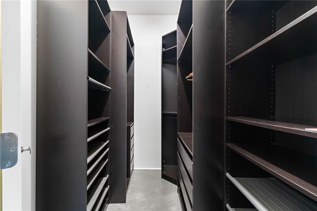 560 Dutch Valley Road Northeast, Unit 2315 Atlanta, GA 30324 - Photo 26 of 51 Gallery Image 26
