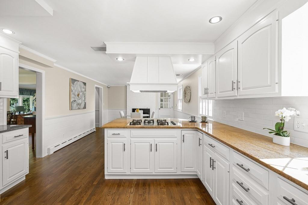 115 Dascomb Road Andover, MA 01810 - Photo 12 of 40 Gallery Image 12