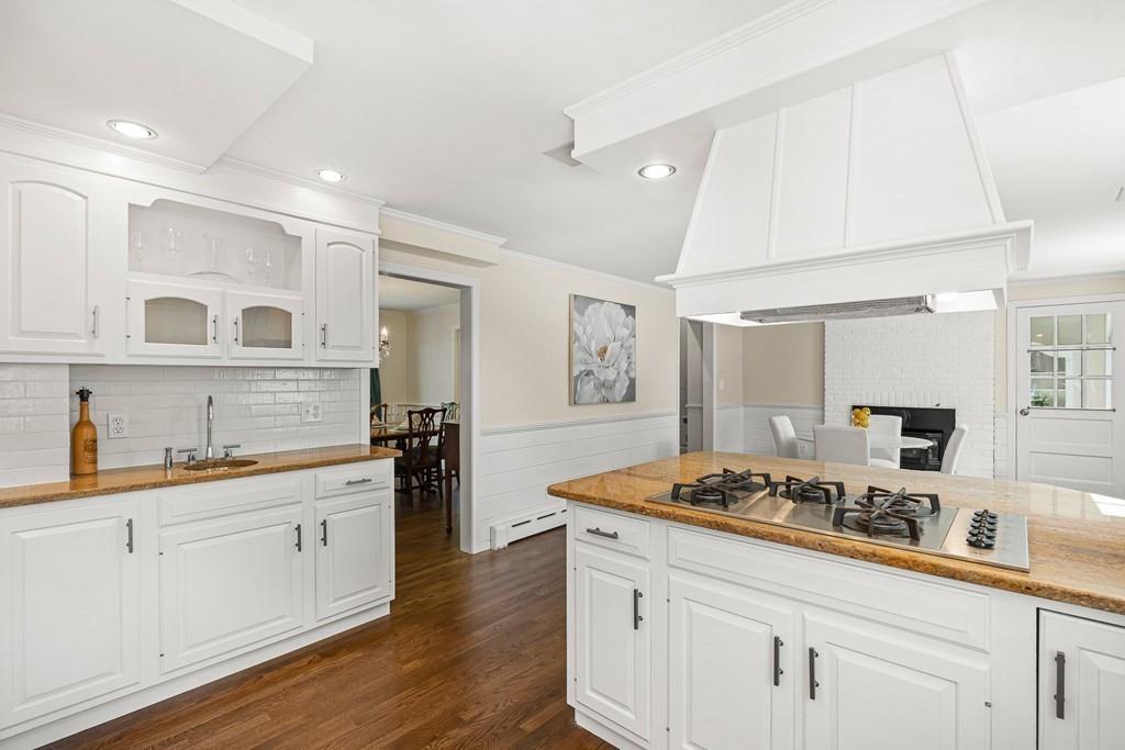 115 Dascomb Road Andover, MA 01810 - Photo 13 of 40 Gallery Image 13