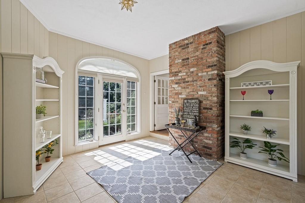 115 Dascomb Road Andover, MA 01810 - Photo 3 of 40 Gallery Image 3