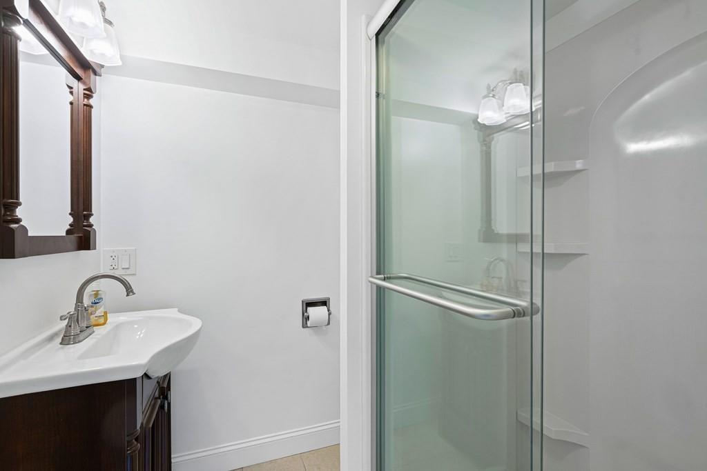 115 Dascomb Road Andover, MA 01810 - Photo 34 of 40 Gallery Image 34