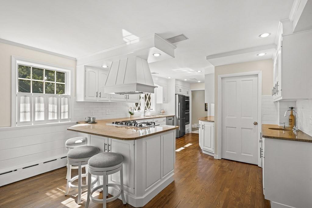 115 Dascomb Road Andover, MA 01810 - Photo 10 of 40 Gallery Image 10