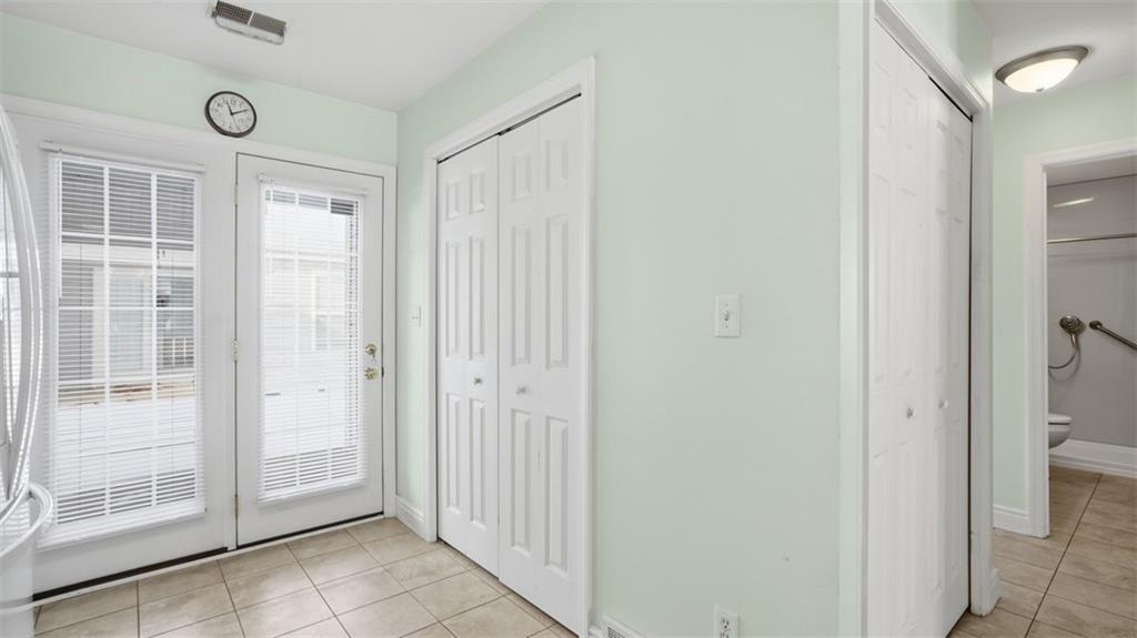 604 Elm Way Coraopolis, PA 15108 - Photo 17 of 30