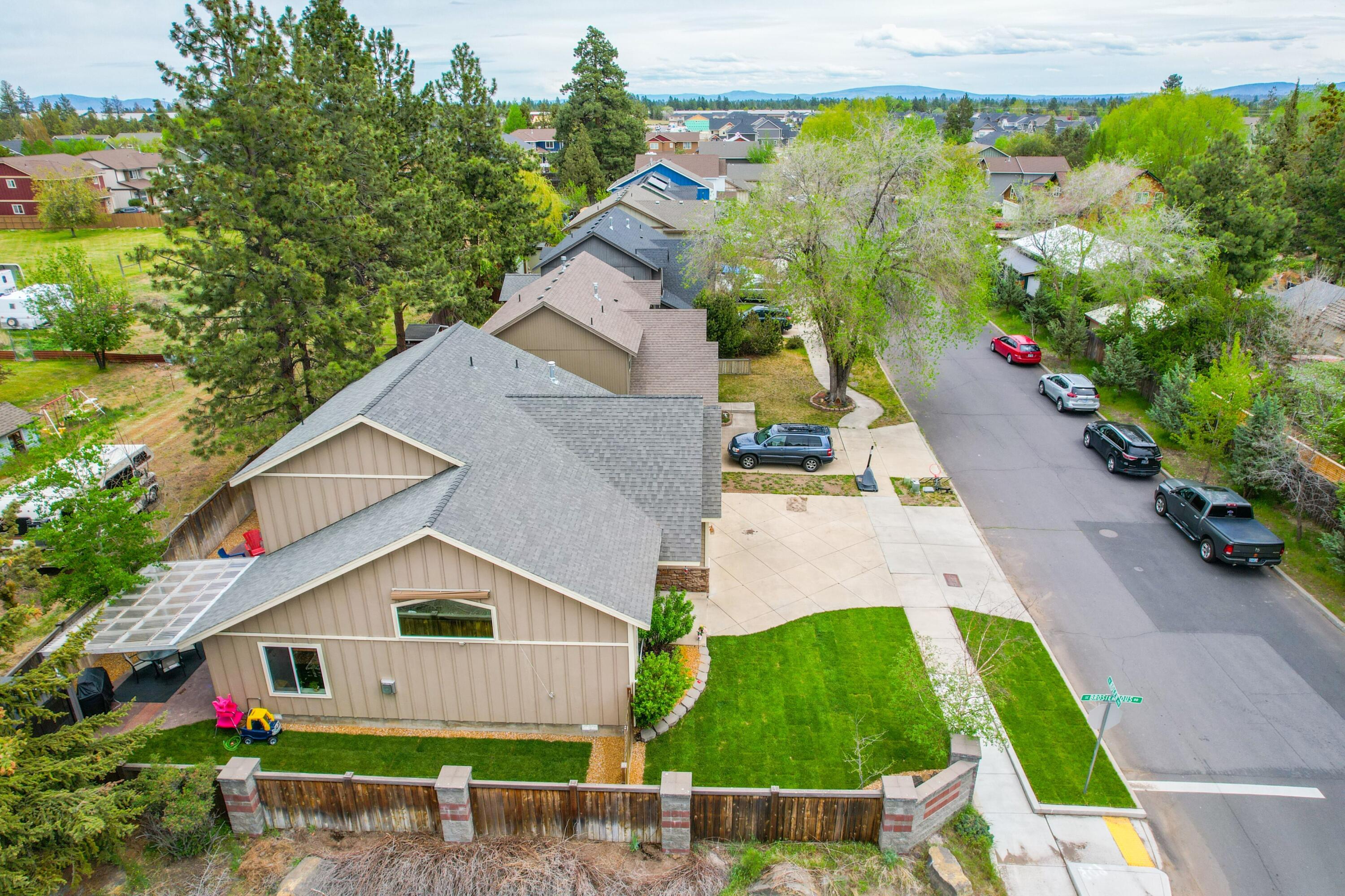 20500 Rolen Avenue Bend, OR 97702 - Photo 49 of 52 40-print-DJI_0556