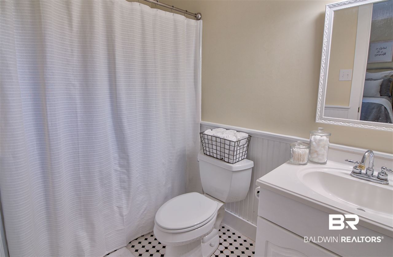 767 Edwards Avenue Fairhope, AL 36532 - Photo 24 of 35 Guest Bathroom
