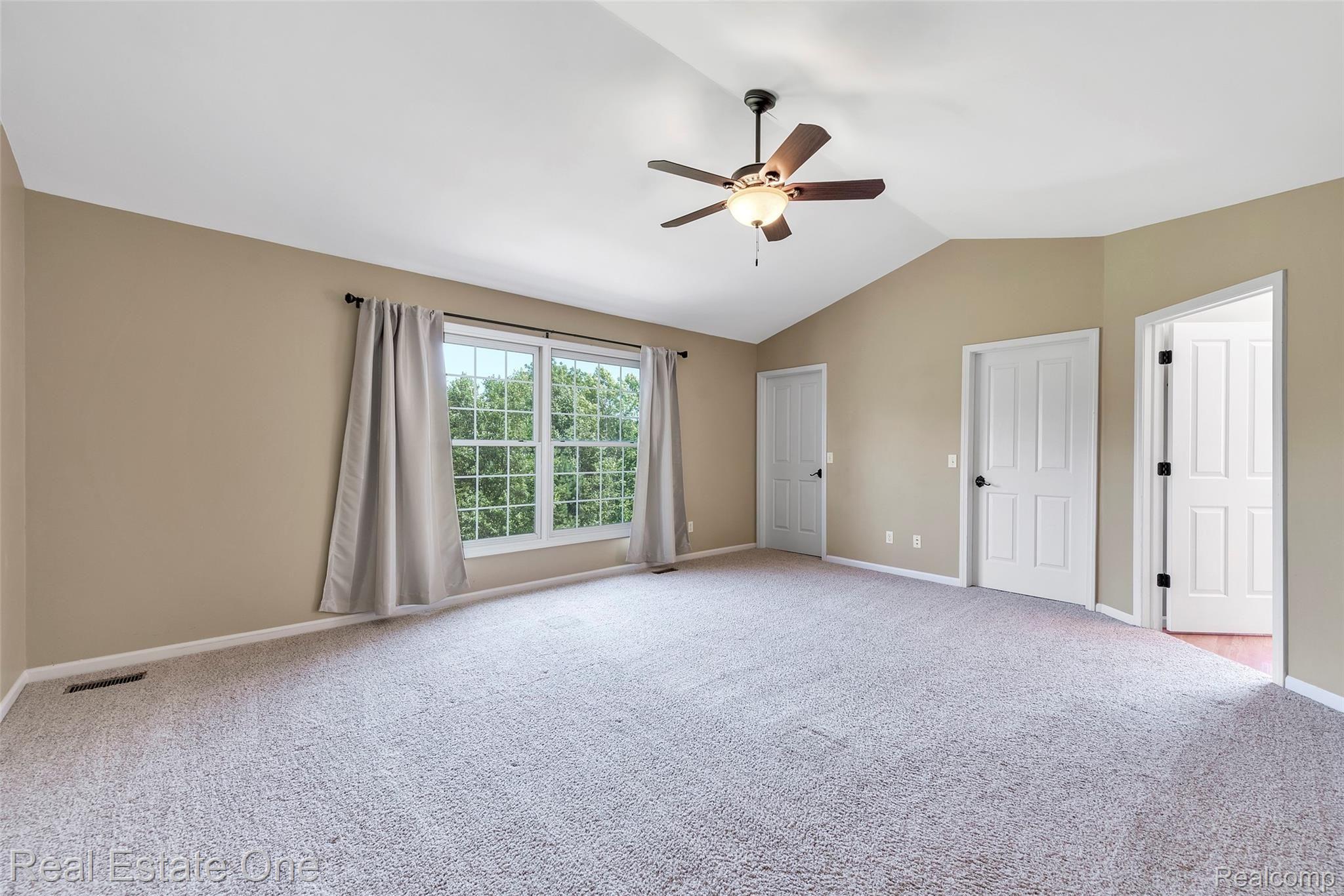 4189 Wincrest Lane Rochester, MI 48306 - Photo 22 of 48 4189-Wincrest-Lane-Oakland-Charter-Township-Michigan-windowstill-21.jpg
