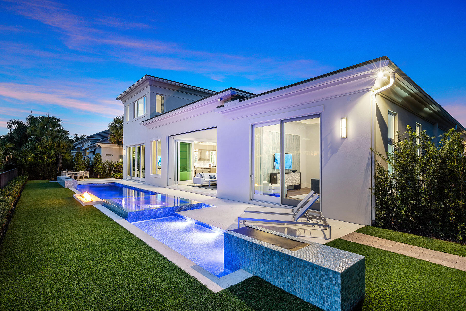 148 Thatch Palm Cove Boca Raton, FL 33432 - Photo 65 of 76 148_Thatch_Palm_Cove_Dusk_11