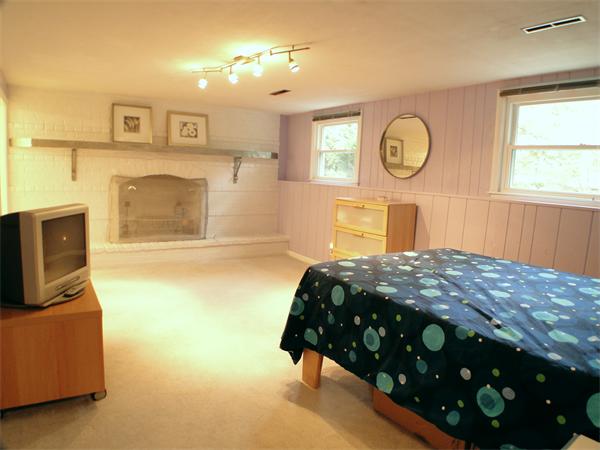 15 Bayberry Road Westford, MA 01886 - Photo 6 of 15 Gallery Image 6