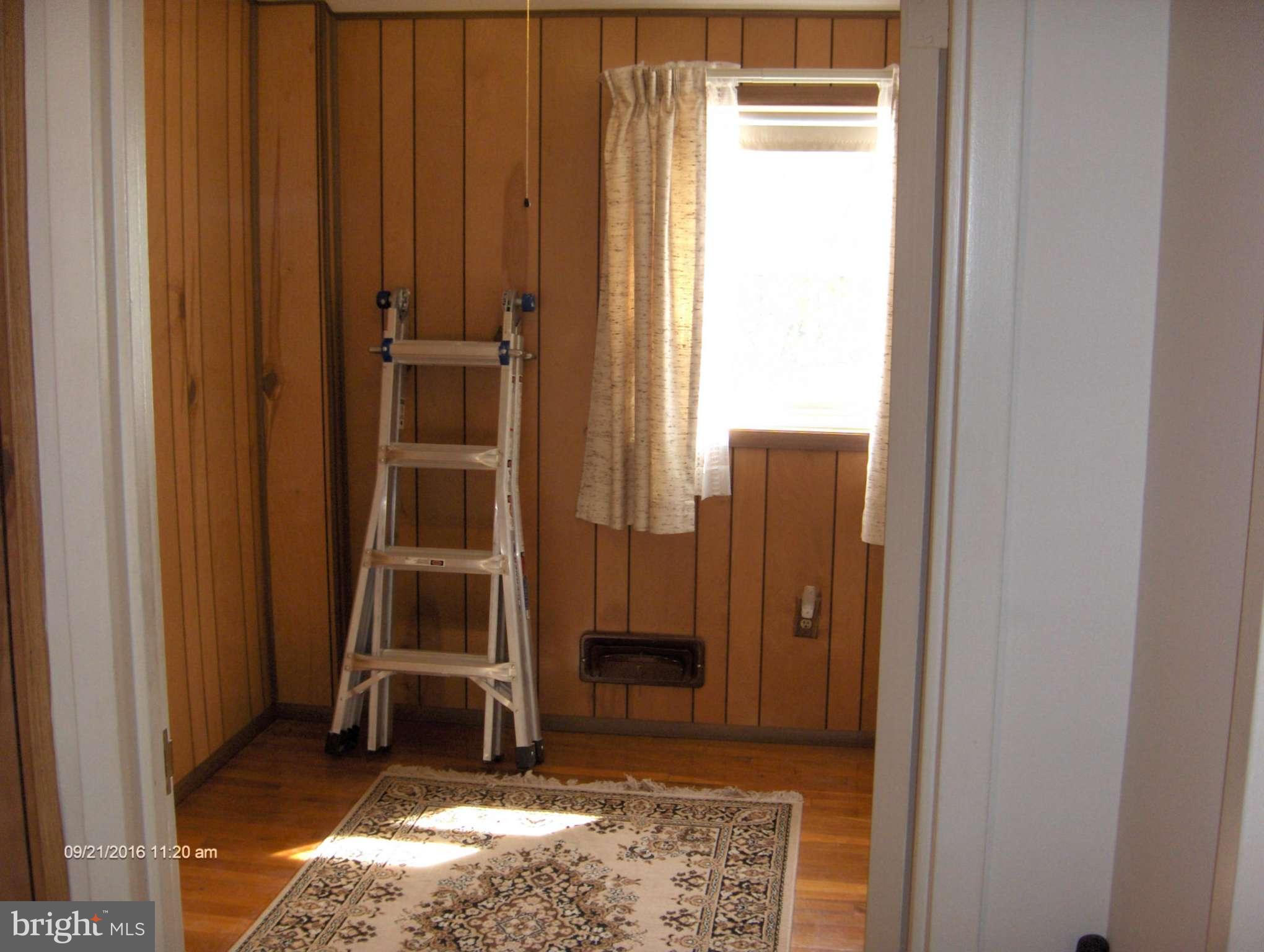 8069 Wallace Road Baltimore, MD 21222 - Photo 13 of 30 bedroom 1