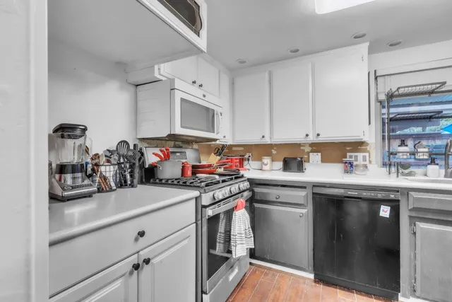 $295,000 | 6064 Vía Casitas, Carmichael, CA 95608