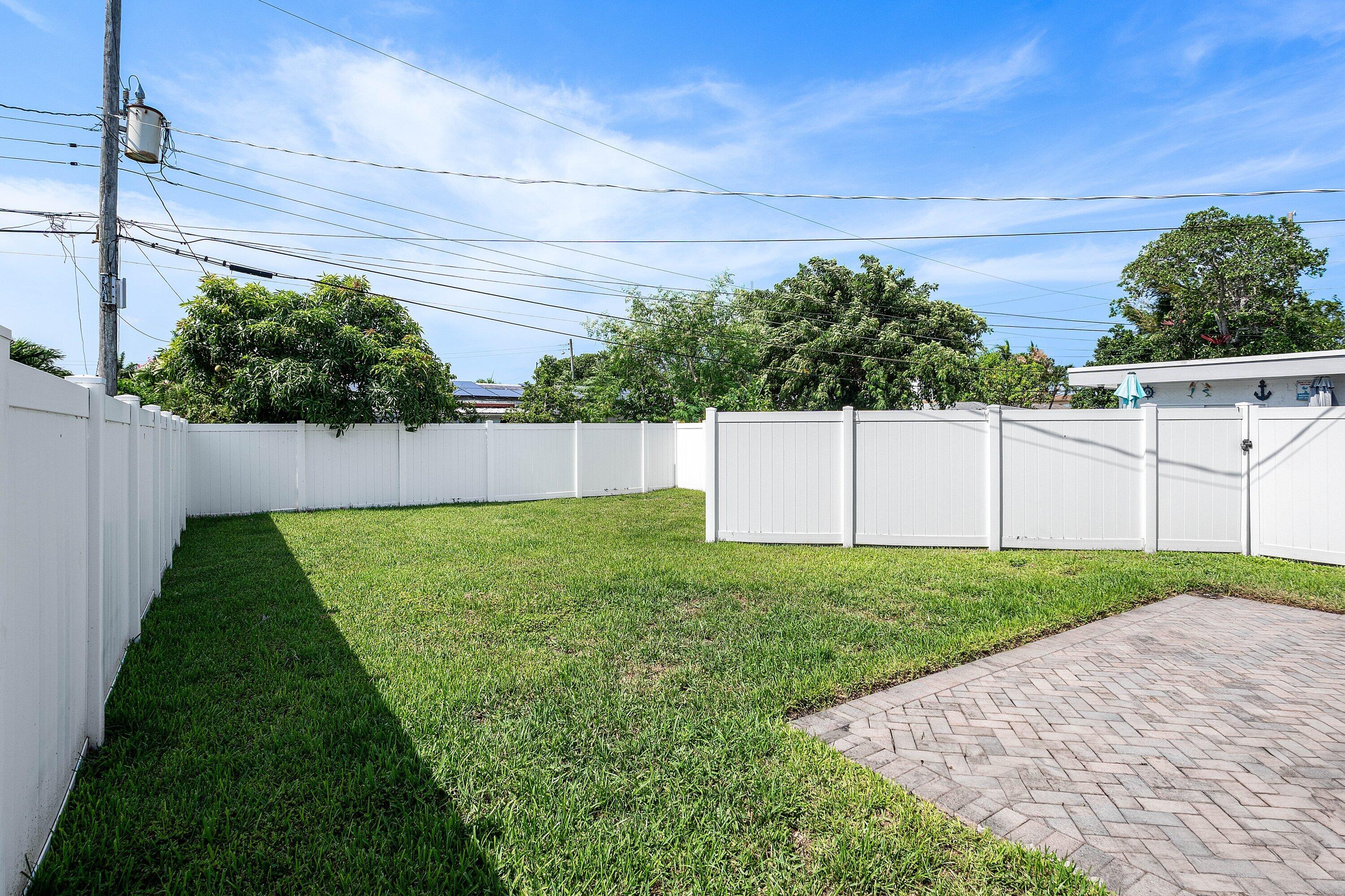 231 Southwest 6th Street Boca Raton, FL 33432 - Photo 22 of 25 022-229Southwest6thStreet-BocaRaton-FL-3