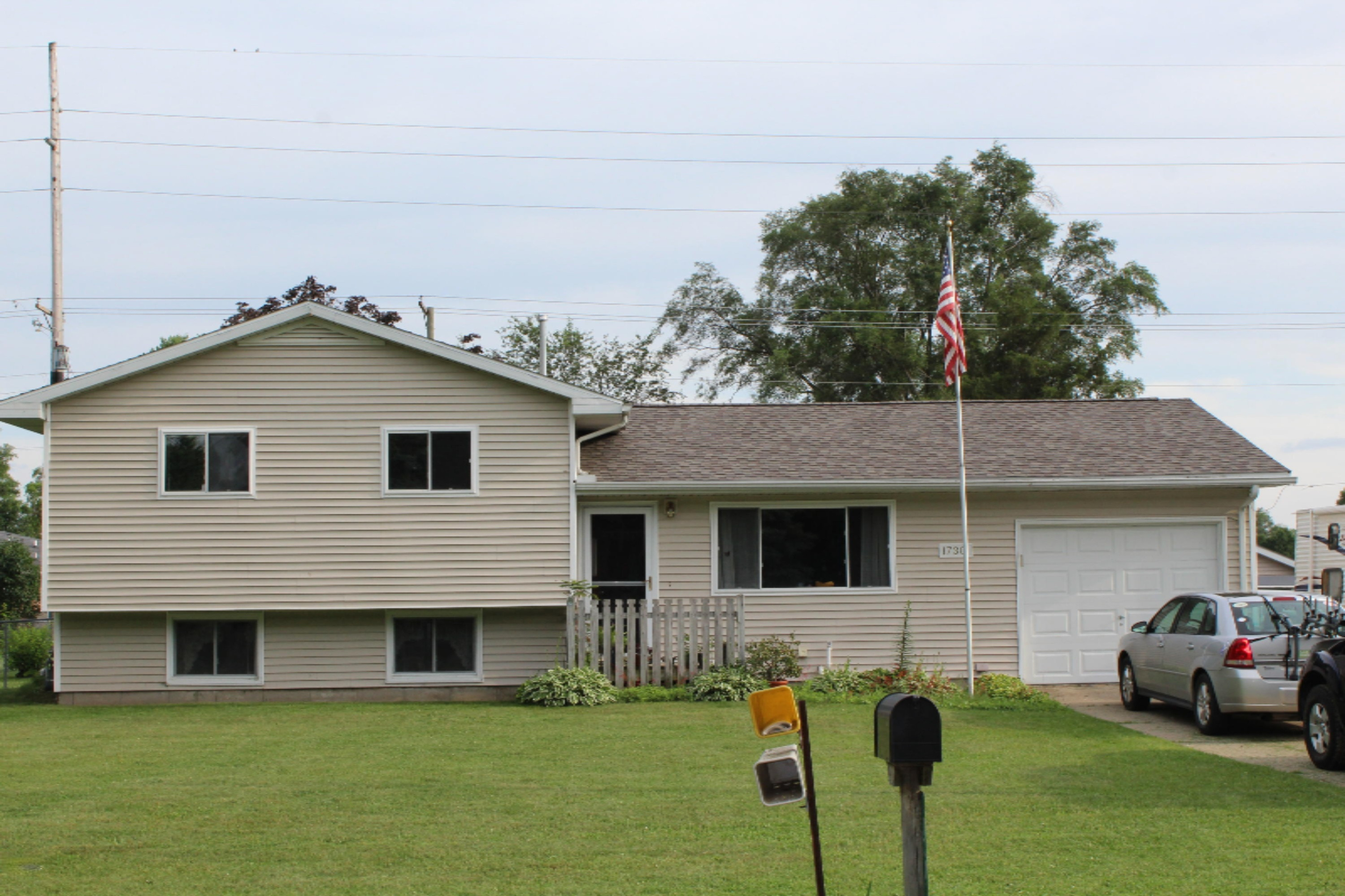 17301 Lovers Lane Three Rivers, MI 49093 - Photo 1 of 22 IMG_2908