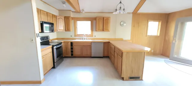 $449,000 | 5921 Longbridge Road, Pentwater, MI 49449