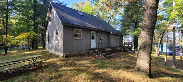 $395,000 | 5921 Longbridge Road, Pentwater, MI 49449