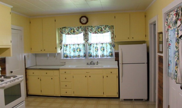 5388 Bayside Road Exmore, VA 23350 - Photo 3 of 10