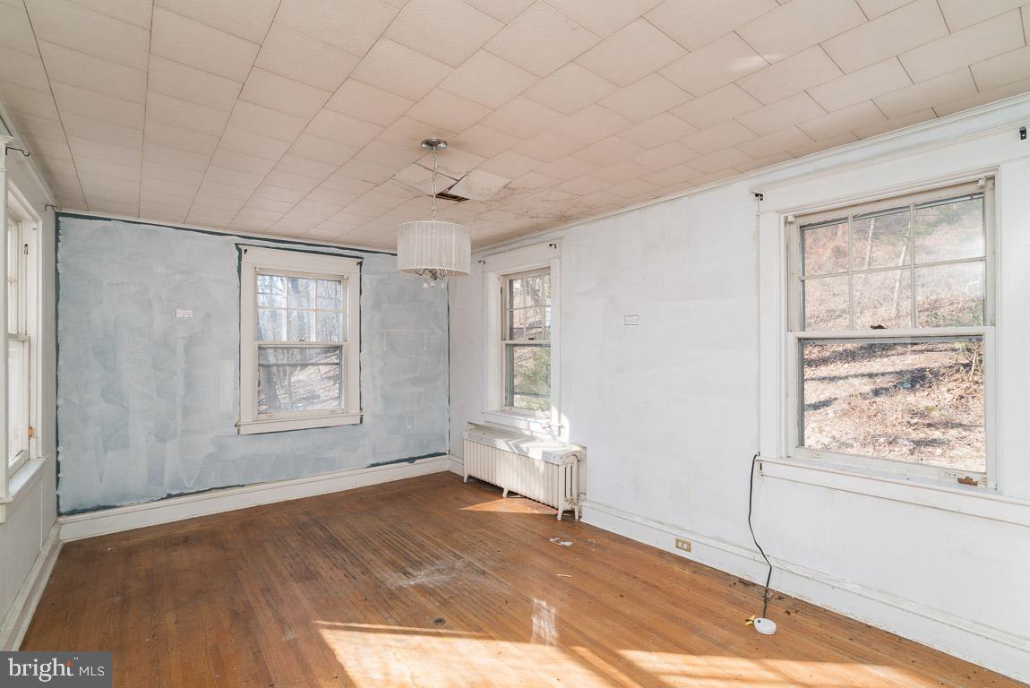 1711 Mineral Spring Road Reading, PA 19602 - Photo 14 of 24