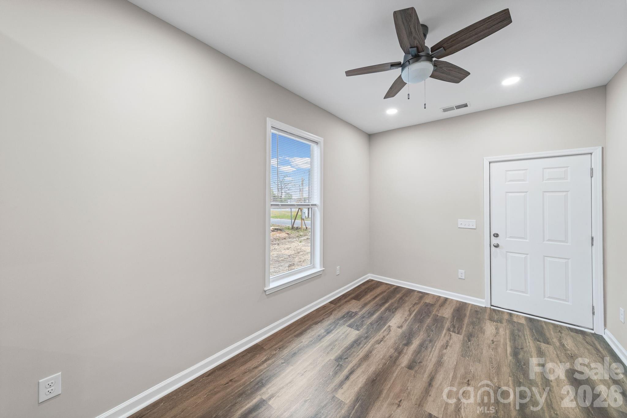 206 Legrand Cheraw, SC 29520 - Photo 28 of 33