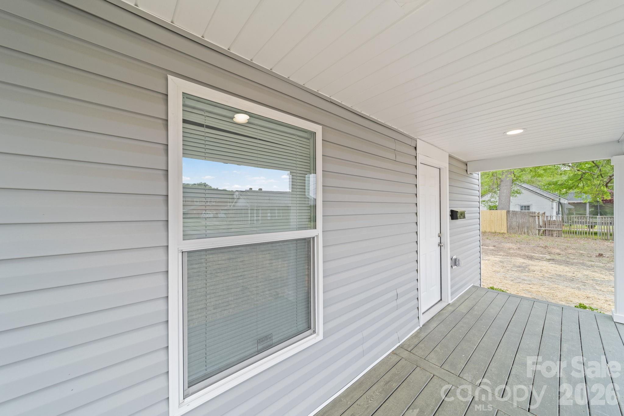 206 Legrand Cheraw, SC 29520 - Photo 6 of 33