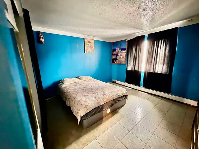 $1,400 | 247 North Neltnor Boulevard, Unit F2C, West Chicago, IL 60185