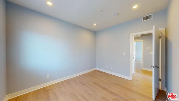 $3,500 | 146 1/2 Rosemont Avenue, Los Angeles, CA 90026