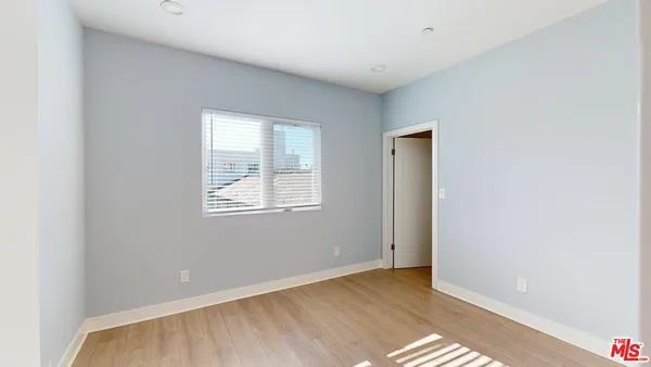 $3,500 | 146 1/2 Rosemont Avenue, Los Angeles, CA 90026