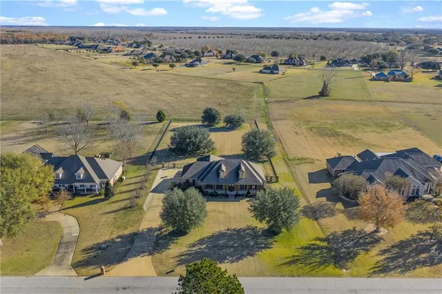 $549,000 | 230 Celina Drive, Natchitoches, LA 71457