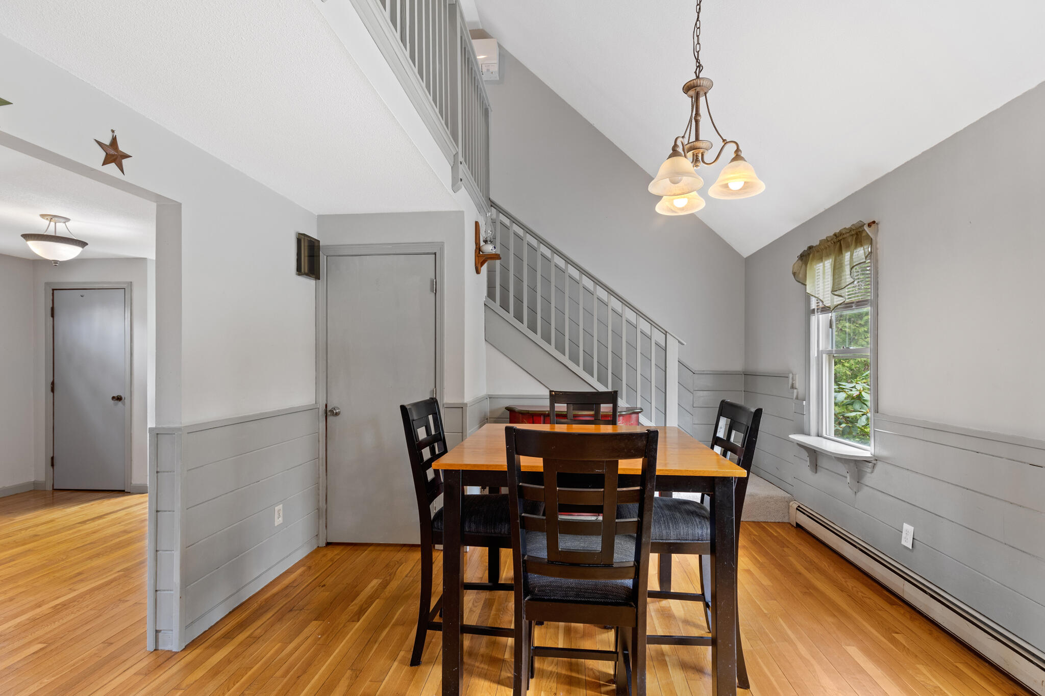 10 Quaker Meetinghouse Road Forestdale, MA 02644 - Photo 11 of 40 23
