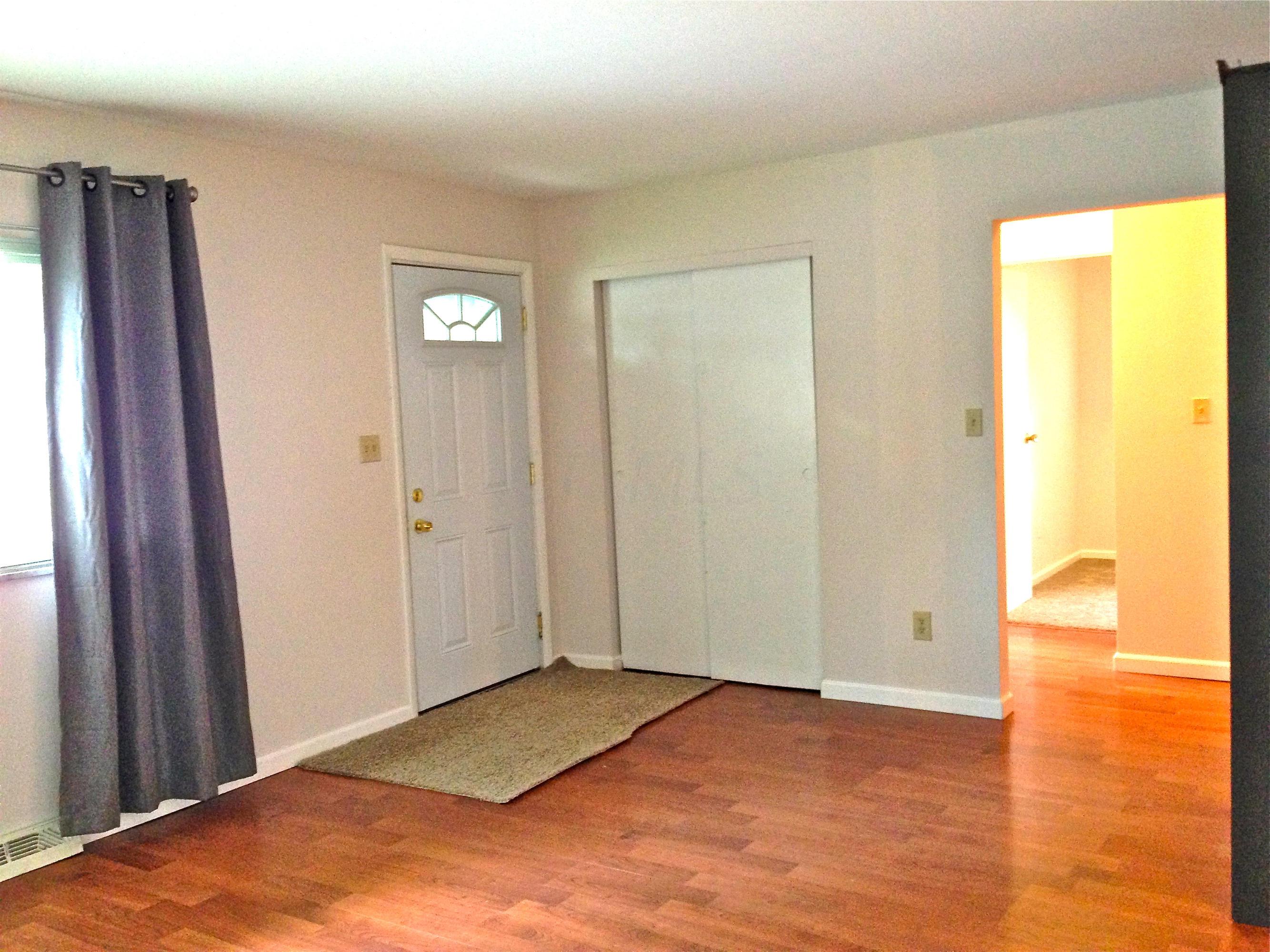 6482 Faircrest Road Columbus, OH 43229 - Photo 5 of 21 Gallery Image 5