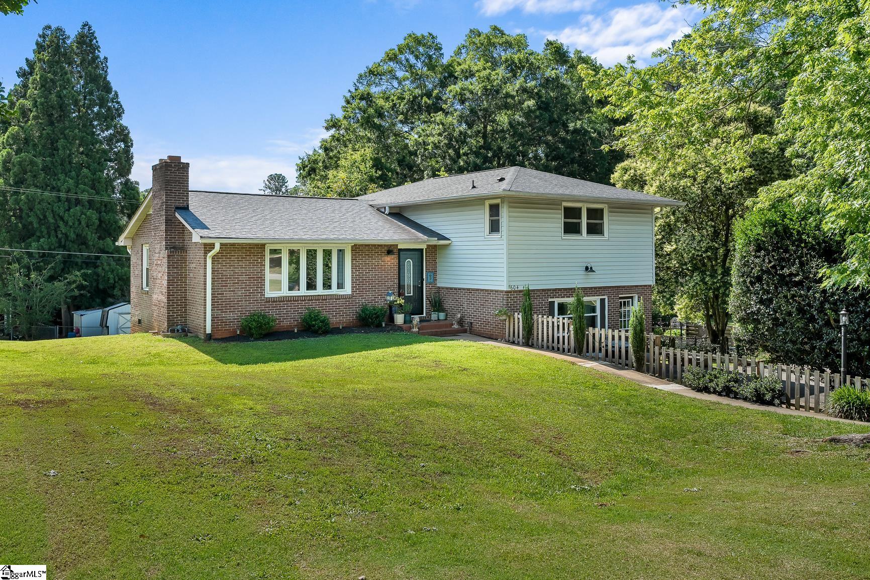 604 Concord Avenue Anderson, SC 29621 - Photo 2 of 46