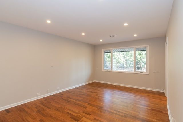 $790,000 | 833 Timber Lane, Lake Forest, IL 60045