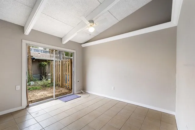 $162,500 | 500 North Jefferson Avenue, Unit H1, Sarasota, FL 34237